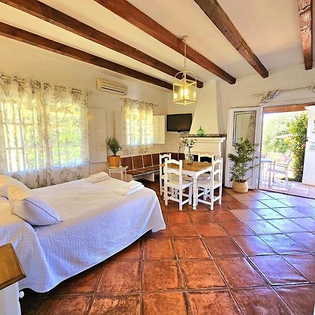 Hotel-Apart Cortijo Las Pinas Тарифа Экстерьер фото