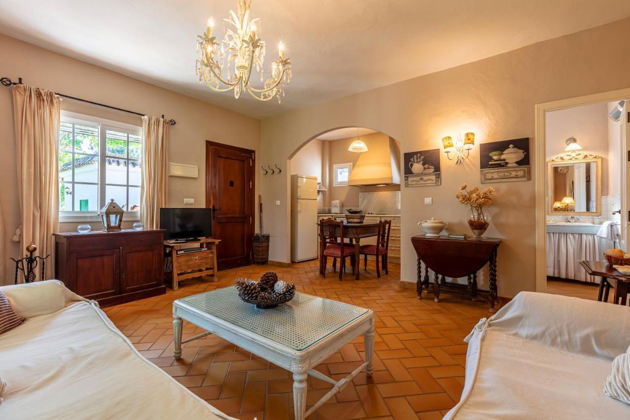 Hotel-Apart Cortijo Las Pinas Тарифа Экстерьер фото