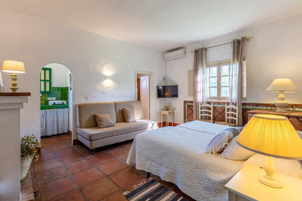 Hotel-Apart Cortijo Las Pinas Тарифа Экстерьер фото