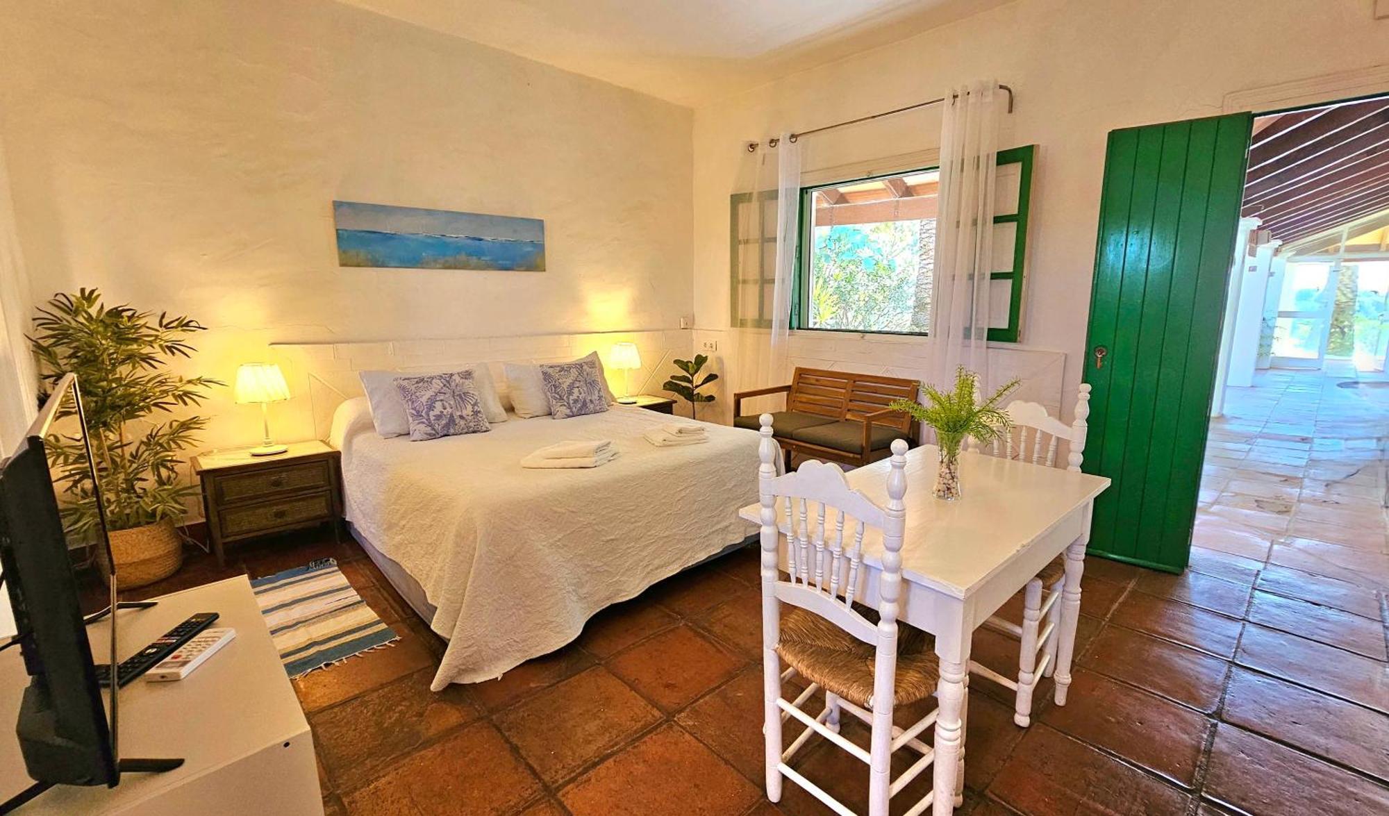 Hotel-Apart Cortijo Las Pinas Тарифа Экстерьер фото