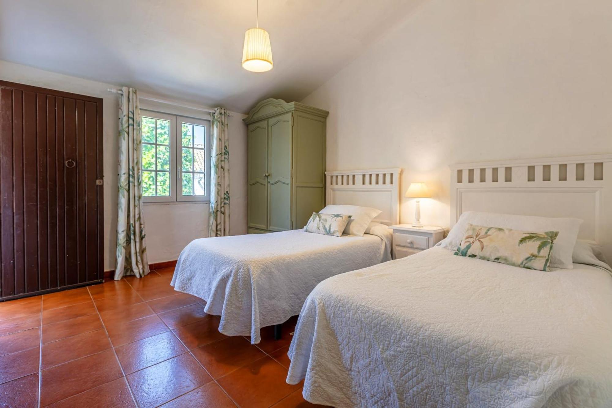 Hotel-Apart Cortijo Las Pinas Тарифа Экстерьер фото