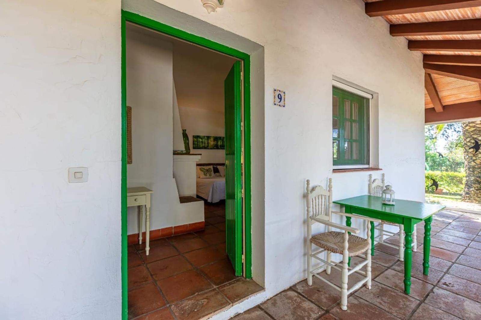 Hotel-Apart Cortijo Las Pinas Тарифа Экстерьер фото